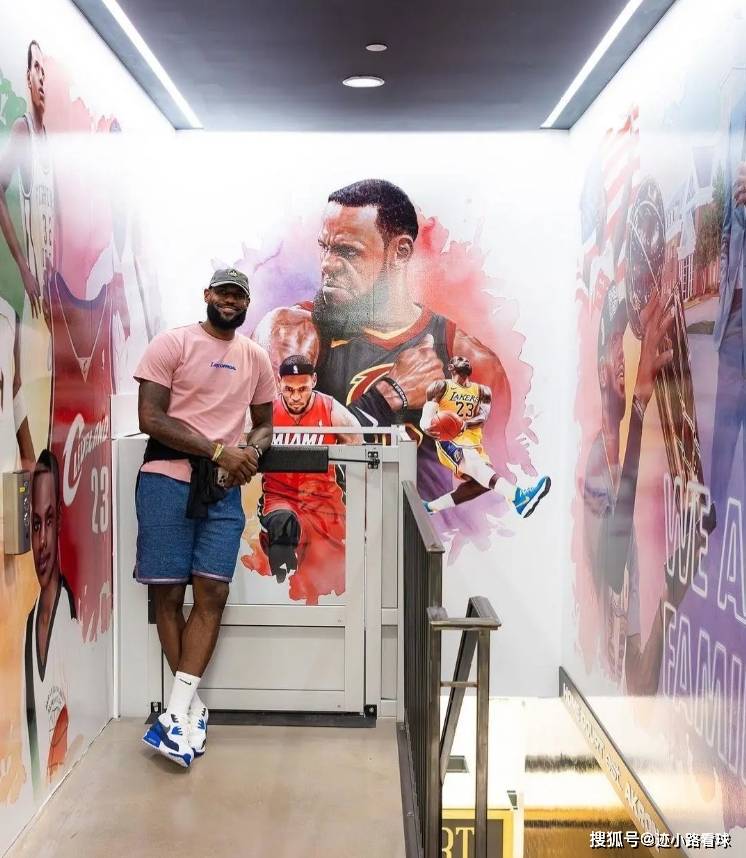 G2观众热烈欢呼！，詹姆斯迎来十赛季出色发挥气势如虹延续的简单介绍